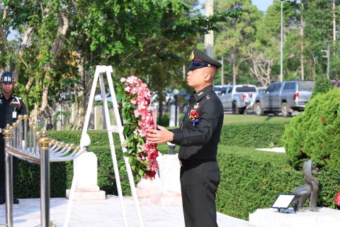 ไฟล์แนบ การประปาส่วนภูมิภาคสาขาชุมพร ร่วมงาน "วันทหารผ่านศึก"  ในพิธีวางพวงมาลา ณ พระอนุสาวรีย์ พลเรือเอก พระเจ้าบรมวงศ์เธอ พระองค์เจ้าอาภากรเกียรติวงศ์ กรมหลวงชุมพรเขตอุดมศักดิ์ ค่ายเขตอุดมศักดิ์ จังหวัดชุมพร