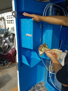 ไฟล์แนบ กปภ.สาขากาญจนบุรี จัดกิจกรรมทำความสะอาดตู้กดน้ำดื่มสะอาดบริการประชาชน เพื่อให้บริการน้ำดื่มสะอาดฟรี ณ สำนักงาน กปภ.สาขากาญจนบุรี