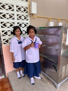 ไฟล์แนบ กปภ.สาขาบางมูลนาก จัดกิจกรรม  หลอมรวมใจ มอบน้ำใสสะอาดให้โรงเรียน จำนวน 3 แห่ง