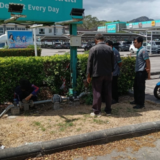 ไฟล์แนบ การประปาส่วนภูมิภาคสาขากระบี่ ลงพื้นที่พบผู้ใช้น้ำรายใหญ่ ภายใต้กิจกรรมมุ่งมั่นเพื่อปวงชน เติมใจให้กัน ครั้งที่ 3 ปีงบประมาณ 2569 