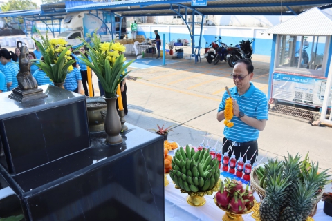 ไฟล์แนบ กปภ.สาขาชลบุรี (พ) จัดพิธีทำบุญ เนื่องในโอกาสครบรอบ 47 ปีแห่งการสถาปนา กปภ.