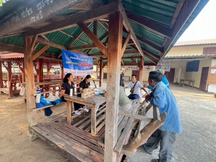 ไฟล์แนบ กปภ.สาขาเกาะคา มุ่งมั่นบริการเชิงรุก! ออกหน่วย "เติมใจให้กัน" ณ หมู่บ้านสองแควใต้ เมื่อวันที่ 20 กพ 69 ประปาส่วนภูมิภาค (กปภ.) สาขาเกาะคา นำโดย นายปรีชาวุฒิ นาคยิ้ม ผู้จัดการ กปภ.สาขาเกาะคา และพนักงานสังกัดลงพื้นที่พบปะพี่น้องประชาชน ณ หมู่บ้านสองแควใต้ ต.นาแก้ว อ.เกาะคา จ.ลำปาง ในกิจกรรมโครงการ "เติมใจให้กัน" (Home Care) เพื่อสร้างความสัมพันธ์อันดีและยกระดับการบริการให้เข้าถึงผู้ใช้น้ำมากยิ่งขึ้น