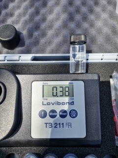 ไฟล์แนบ กปภ.สาขาภูเก็ต ลงพื้นที่ตรวจสอบคุณภาพน้ำปลายสาย บริเวณหมู่บ้านพฤกษา ภัสสร ตำบลเกาะแก้ว อ.เมือง จังหวัดภูเก็ต เพื่อดำเนินการตรวจสอบคุณภาพน้ำ