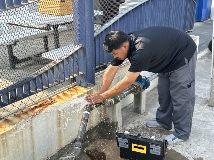 ไฟล์แนบ กปภ.สาขาสมุทรสาคร (พ) ดำเนินการถอดล้างมาตรวัดน้ำขนาดใหญ่ ตามแผนบำรุงรักษา เพิ่มประสิทธิภาพการบริหารจัดการน้ำ