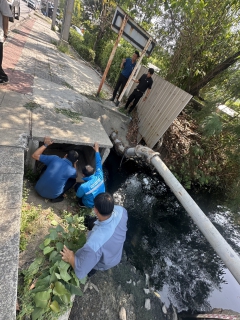 ไฟล์แนบ กปภ.สาขาสมุทรสาคร (พ) ร่วมกับ บริษัท ทีทีดับบลิว จำกัด (มหาชน) สำรวจแนวท่อและค้นหาท่อแตก บริเวณถนนพระราม 2 หน้าหมู่บ้านที เรสซิเดนซ์