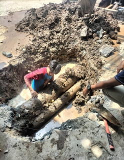 ไฟล์แนบ วันที่ 5 มีนาคม 2569 การประปาส่วนภูมิภาคสาขาฉะเชิงเทรา โดยงานบริการและควบคุมน้ำสูญเสีย ร่วมกับบริษัทประปา ฉะเชิงเทรา จำกัด ดำเนินการเฝ้าระวังและสำรวจท่อแตกรั่วเชิงรุกในพื้นที่จ่ายน้ำอย่างต่อเนื่อง