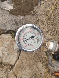 ไฟล์แนบ การประปาส่วนภูมิภาคสาขาอ่าวลึก ลงพื้นที่ตามโครงการ "ผู้ใช้น้ำมั่นใจ กปภ.เช็คชัวร์" โดยทำการตรวจสอบแรงดันน้ำ บริเวณพื้นที่ตำบลอ่าวลึกใต้ อำเภออ่าวลึก จังหวัดกระบี่