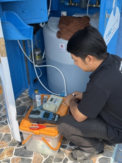 ไฟล์แนบ กปภ.สาขากาญจนบุรี ได้ร่วมกิจกรรมทำความสะอาดตู้กดน้ำดื่มสะอาดบริการประชาชน เพื่อให้บริการน้ำดื่มสะอาดฟรี โดยมีวัตถุประสงค์ในการพัฒนาคุณภาพชีวิตประชาชน ณ สำนักงาน กปภ.สาขากาญจนบุรี 