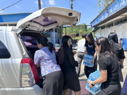 ไฟล์แนบ การประปาส่วนภูมิภาคสาขาภูเก็ต ร่วมสนับสนุนน้ำดื่มบรรจุขวดตราสัญลักษณ์ กปภ. พิธีเปิดศูนย์ปฏิบัติการป้องกันและลดอุบัติเหตุทางถนนและทางทะเล ช่วงเทศกาลสงกรานต์ พ.ศ. 2569 จังหวัดภูเก็ต