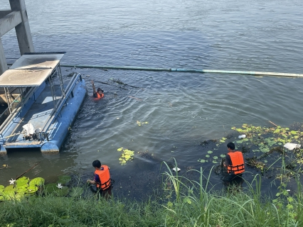 ไฟล์แนบ กปภ.สาขากาญจนบุรี จัดกิจกรรมพัฒนาแหล่งน้ำ กำจัดวัชพืช เก็บขยะ สิ่งปฏิกูล เพื่อรักษาแหล่งน้ำ แม่น้ำแควใหญ่ บริเวณสถานีสูบน้ำแรงต่ำสำนักงาน
