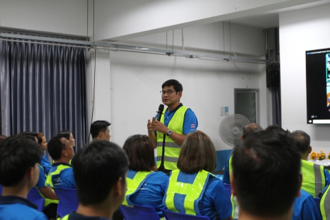 ไฟล์แนบ รองผู้ว่าการ (ปฏิบัติการ 3) นำทีมขับเคลื่อนสร้าง ภาคีเครือข่าย กำไรยั่งยืน ผนึกกำลังภาคีเครือข่ายคนเมืองท่องเที่ยว ลุยลงพื้นที่หาท่อแตกรั่ว ยกระดับระบบประปาให้ดียิ่งขึ้น