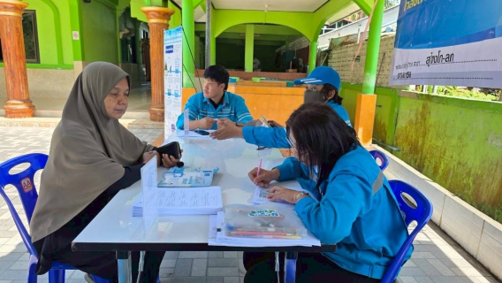 ไฟล์แนบ กปภ.สาขาสุไหงโก-ลก มุ่งมั่นเพื่อปวงชนเติมใจให้กัน ลงพื้นที่เชิงรุก "รับคำร้องติดตั้งประปาใหม่" มุ่งอำนวยความสะดวกประชาชน ณ บ้านท่าแพรก ต.เจ๊ะเห อ.ตากใบ จ.นราธิวาส