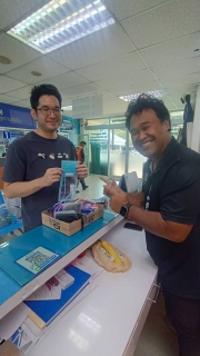 ไฟล์แนบ สงกรานต์นี้มือถือไม่เปียก! กปภ.สาขารังสิต (พ) แจกซองกันน้ำฟรี