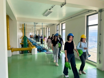 ไฟล์แนบ การประปาส่วนภูมิภาคสาขาท่ามะกา ให้การต้อนรับคณะศึกษาดูงานจากที่ทำการองค์การบริหารส่วนตำบลหมากหญ้า อำเภอหนองวัวซอ จังหวัดอุดรธานี