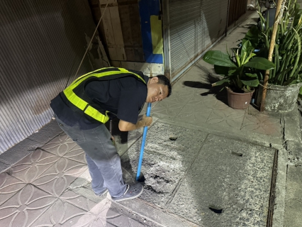 ไฟล์แนบ  กปภ.สาขาปากพนัง ลงพื้นที่เดินสำรวจหาท่อแตก/ท่อรั่ว จากการทำ step test  ตามแผนลดน้ำสูญเสีย บริเวณพื้นที่ ถนนศรีสมบูรณ์ ถนนวารีสวัสดิ์ ถนนสุนอนันต์  ตำบลปากพนัง อำเภอปากพนัง จังหวัดนครศรีธรรมราช  