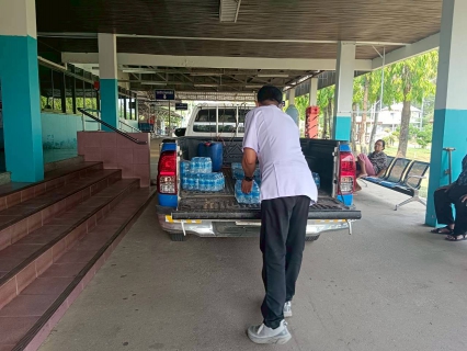 ไฟล์แนบ กปภ.สาขาสวรรคโลก สนับสนุนน้ำดื่มบรรจุขวดเพื่อใช้ในการดำเนินกิจกรรมต่าง ๆ ของโรงพยาบาลสวรรคโลก