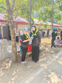 ไฟล์แนบ กปภ.สาขาสุไหงโก-ลก  ร่วมกิจกรรมจิตอาสาพัฒนาศาสนสถาน "ทำความดีด้วยหัวใจ" น้อมรำลึกในพระมหากรุณาธิคุณสมเด็จพระนเรศวรมหาราช