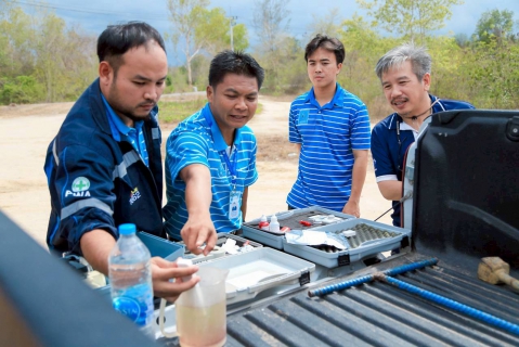 ไฟล์แนบ การประปาส่วนภูมิภาคสาขาประจวบคีรีขันธ์ ร่วมลงพื้นที่กับเจ้าหน้าที่องค์การบริหารส่วนตำบลห้วยทรายเพื่อตรวจสอบคุณภาพน้ำดิบ ณ บริเวณบึงวังด้วนและพื้นที่นาสร้าง ตำบลห้วยทราย อำเภอเมืองประจวบคีรีขันธ์ จังหวัดประจวบคีรีขันธ์