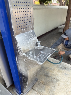 ไฟล์แนบ การประปาส่วนภูมิภาคสาขาเพชรบุรี ตรวจเช็คทำความสะอาดแท่นน้ำดื่มและตู้กดน้ำดื่ม โครงการน้ำประปาดื่มได้