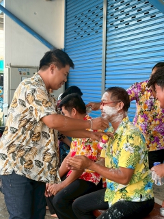 ไฟล์แนบ กปภ.สาขาศรีสำโรง จัดกิจกรรมทำบุญสำนักงานและรดน้ำดำหัว เนื่องในเทศกาลวันสงกรานต์ ประจำปี 2569