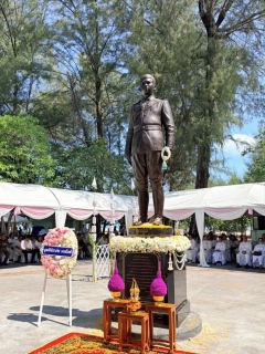 ไฟล์แนบ กปภ.สาขาตะกั่วป่า สนับสนุนน้ำดื่มบรรจุขวดตราสัญลักษณ์ กปภ. ให้กับที่ว่าการอำเภอตะกั่วป่า ภายใต้โครงการกปภ.ปันน้ำใจ (PWA Care)
