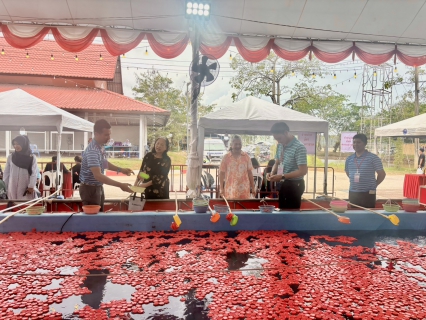 ไฟล์แนบ กปภ.สาขานราธิวาส ร่วมปฏิบัติหน้าที่ฝ่ายอำนวยการร้านนาวากาชาด ณ จุดประจำสระนาวากาชาด ภายใน "งานกาชาดจังหวัดนราธิวาส ประจำปี 2569"
