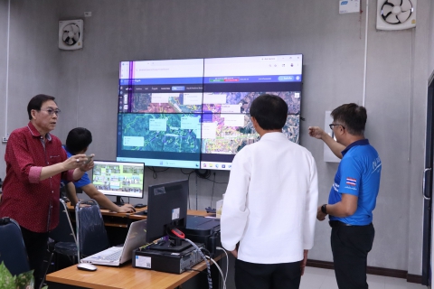 ไฟล์แนบ รปก.1 พร้อม ผอ.กปภ.ข.10 ลงพื้นที่ตรวจเยี่ยมสถานีผลิตน้ำศูนย์ราชการ จ.กำแพงเพชร พร้อมติดตามระบบ SCADA มุ่งมั่นบริหารจัดการน้ำประปาด้วยเทคโนโลยีอัจฉริยะ