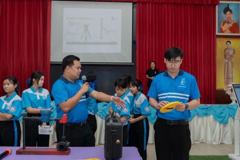 ไฟล์แนบ รองผู้ว่าการ (ทรัพยากรบุุคคลเเละบริหารองค์กร)  การประปาส่วนภูมิภาค เป็นประธานเปิดกิจกรรม  เปิดโลกการเรียนรู้ด้านการประปา สำหรับนักเรียนผู้บกพร่องทางการได้ยิน ซึ่งจัดขึ้นโดย การประปาส่วนภูมิภาค ร่วมกับ โรงเรียนโสตศึกษาจังหวัดขอนแก่น