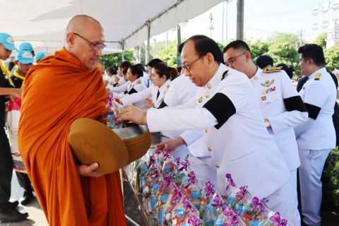 ไฟล์แนบ กปภ.สาขาชลบุรี (พ) สนับสนุนน้ำดื่ม และร่วมกิจกรรมเฉลิมพระเกียรติ เนื่องในโอกาสพระราชพิธีมหามงคลเฉลิมพระชนมพรรษา 4 รอบ สมเด็จพระนางเจ้าฯ พระบรมราชินี 3 มิถุนายน 2569