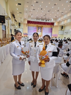 ไฟล์แนบ กปภ.สาขามหาสารคาม เข้าร่วมพิธีถวายเครื่องราชสักการะและวางพานพุ่ม และพิธีจุดเทียนชัยถวายพระพรชัยมงคล เนื่องในโอกาสพระราชพิธีมหามงคลเฉลิมพระชนมพรรษา 4 รอบ สมเด็จพระนางเจ้าฯ พระบรมราชินี 3 มิถุนายน 2569