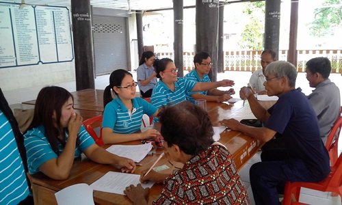 กปภ.สาขาท่าเรือจัดกิจกรรมเติมใจให้กัน (Home Care) ครั้งที่ 2 / 2558