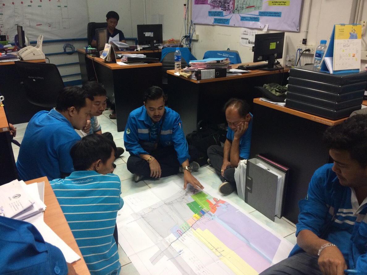 งานน้ำสูญเสีย กปภ.ข.2 ร่วมกับ กปภ.สาขาธัญบุรี ลงพื้นที่แก้ปัญหาน้ำไหลอ่อนและลดน้ำสูญเสีย บริเวณพื้นที่ อ.ลำลูกกาคลอง 7 ถึง คลอง 13