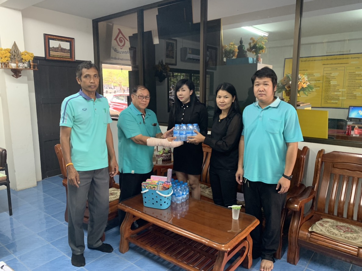 กปภ.สาขาขลุง สนับสนุนน้ำดื่ม ตราสัญลักษณ์ และของขวัญกิจกรรมวันเด็ก