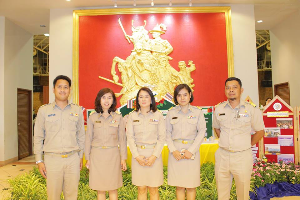 กปภ.สาขาจันทบุรี เข้าร่วมพิธีวางพานพุ่มดอกไม้สดถวายราช สักการะ พระบรมสาทิสลักษณ์พระบาทสมเด็จพระจุลจอมเกล้าเจ้าอยู่หัว รัชกาลที่ 5 เนื่องในวันท้องถิ่นไทย ประจำปี 2562