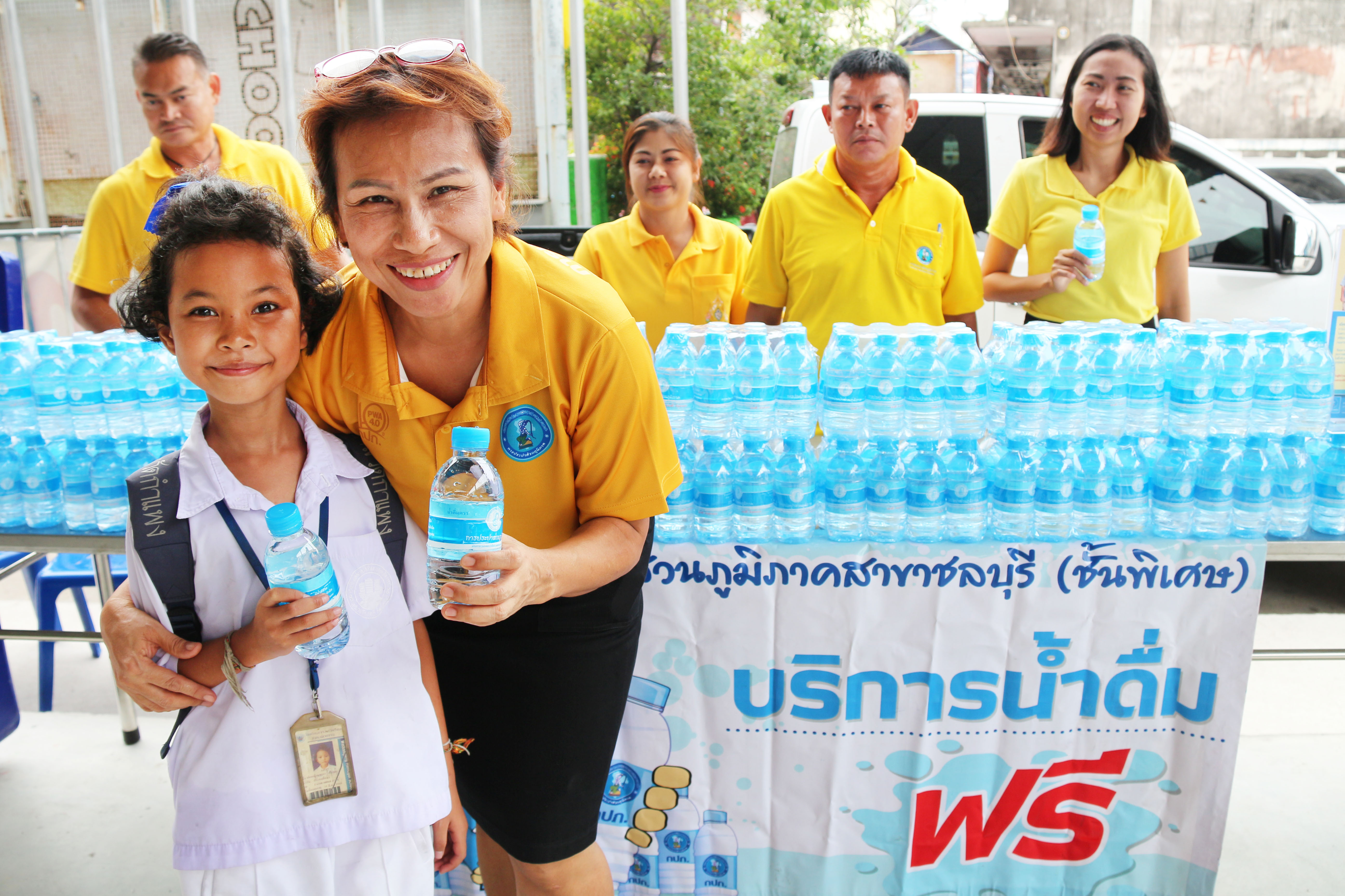 กปภ.สาขาชลบุรี (พ) บริการน้ำดื่ม โครงการเทศบาลร่วมใจ ห่วงใยชุมชน
