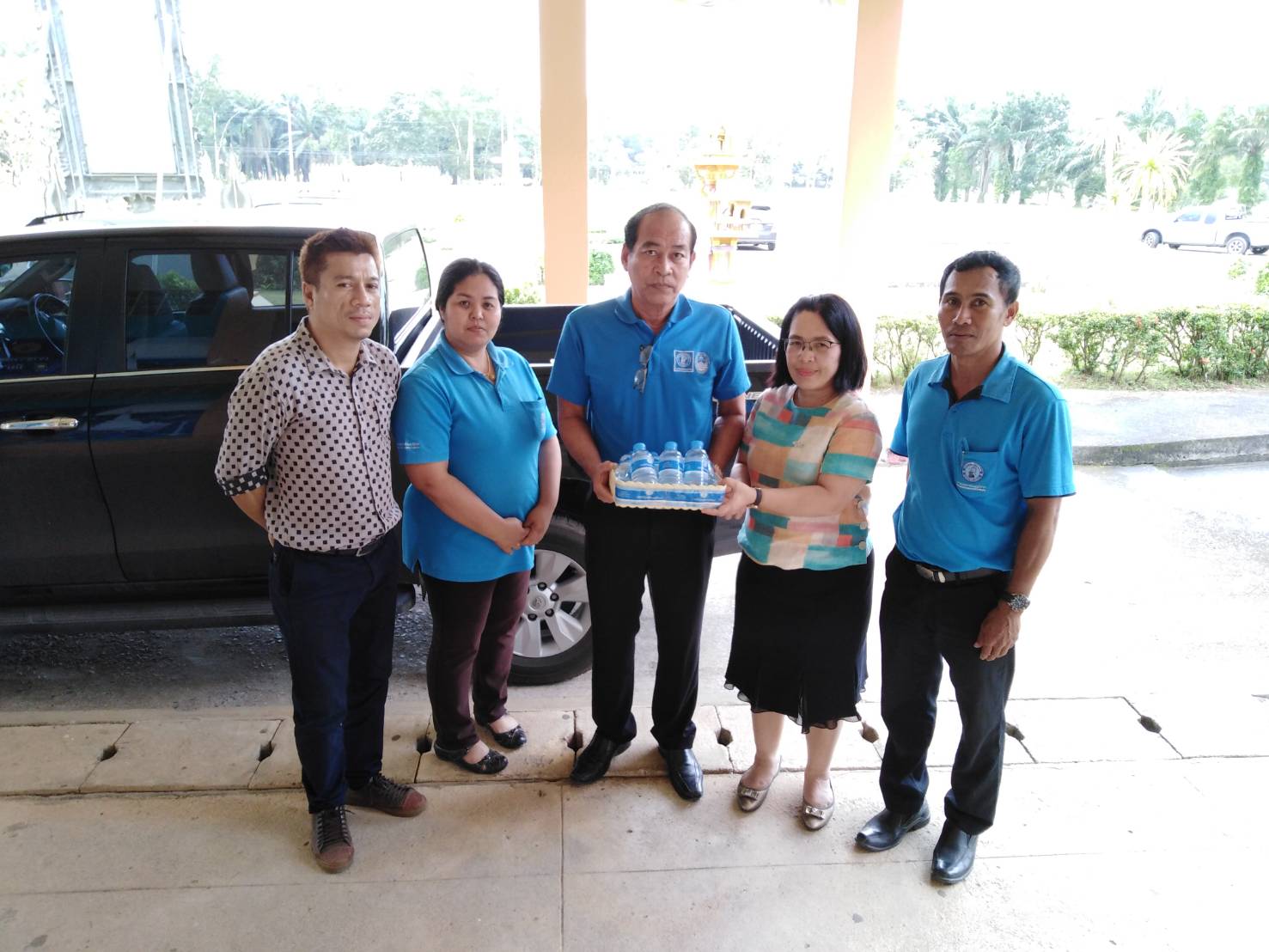 กปภ.สาขาจันดี ร่วมสนับสนุนน้ำดื่มบรรจุขวด ตราสัญลักษณ์กปภ.