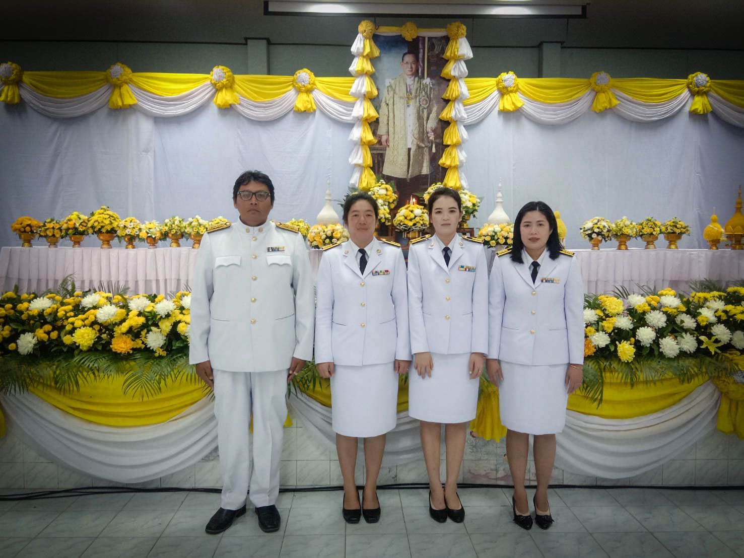 การประปาส่วนภูมิภาคสาขาวิเศษชัยชาญ ร่วมพิธีเนื่องในวันคล้ายวันพระราชสมภพพระบาทสมเด็จพระบรมชนกาธิเบศร มหาภูมิพลอดุลยเดชมหาราช บรมนาถบพิตร