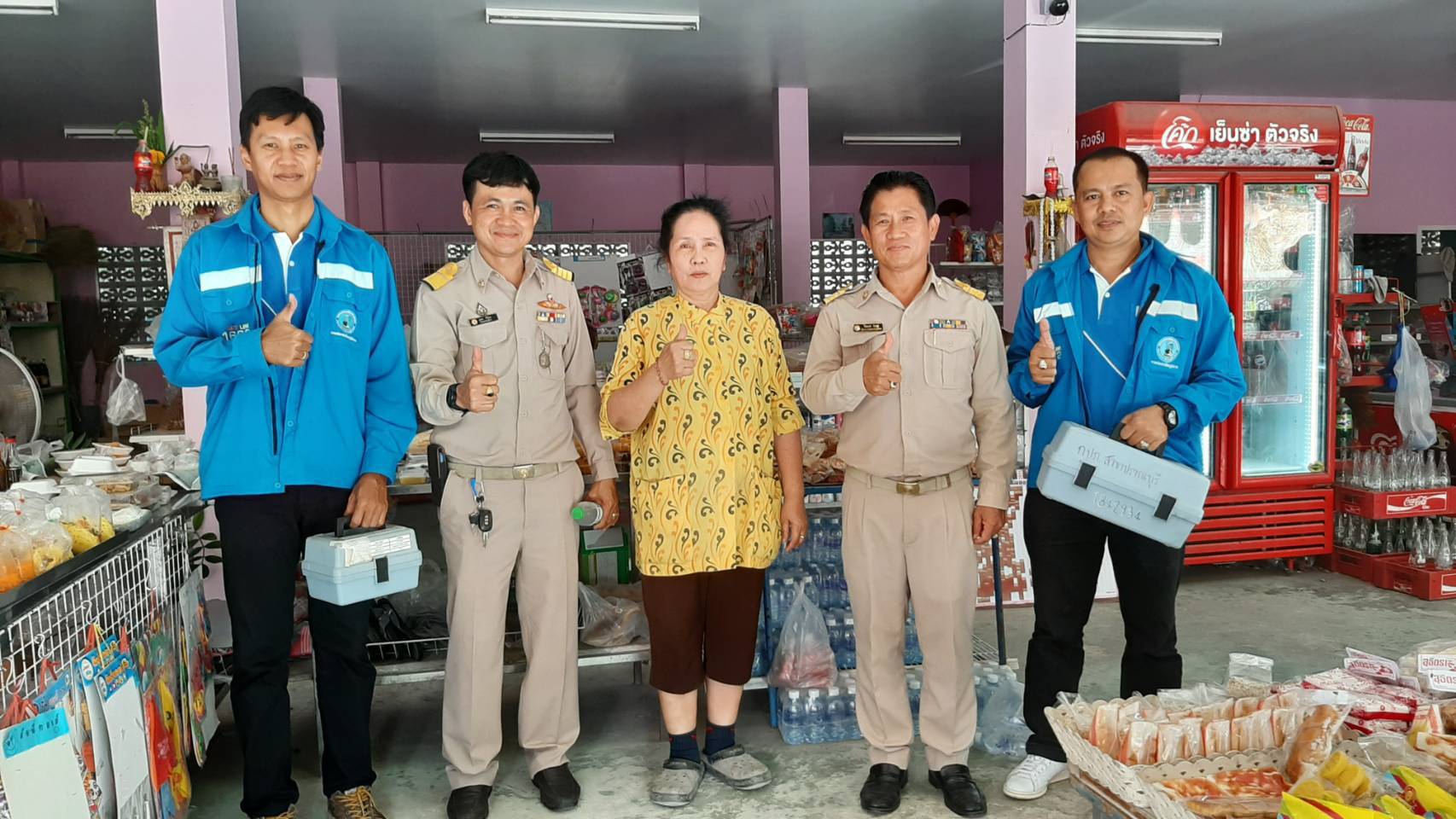 กปภ.สาขาปราณบุรี ส่งพนักงานสุ่มตรวจสอบคุณภาพน้ำประปา ประจำเดือนกุมภาพันธ์ 2563