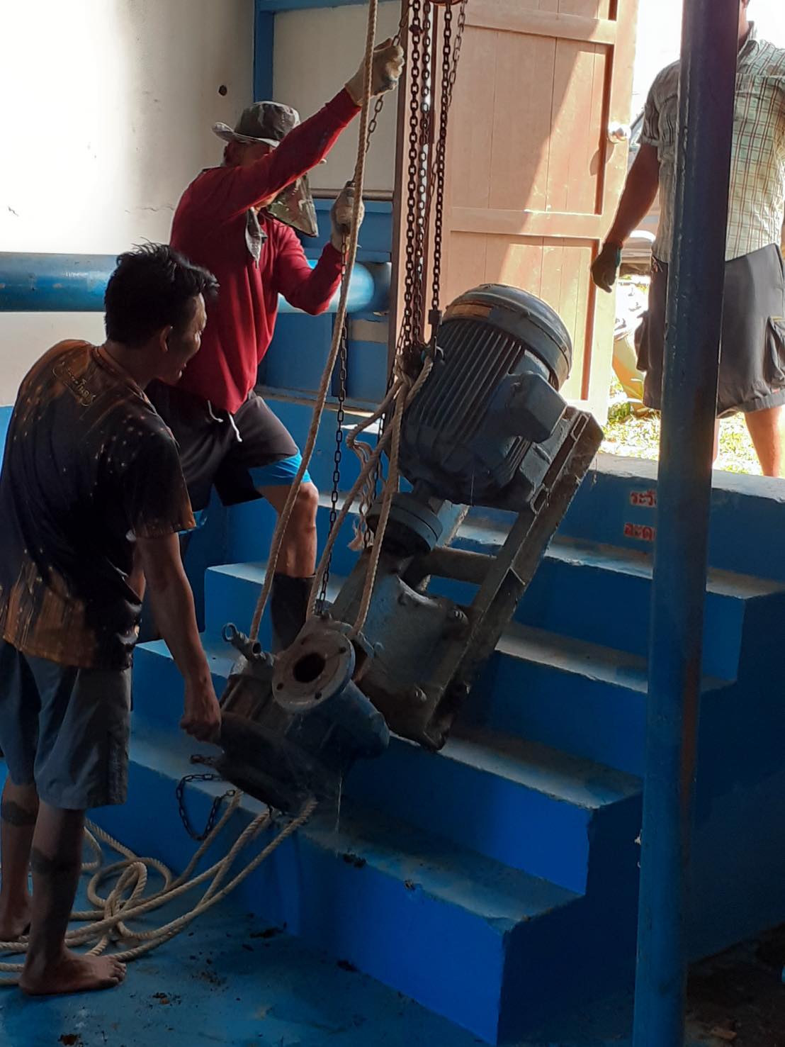การประปาส่วนภูมิภาคสาขาตะกั่วป่า ร่วมกันทำกิจกรรม Big Cleaning Day ครั้งที่ 1/2564 บริเวณโรงกรองน้ำโคกเคียน