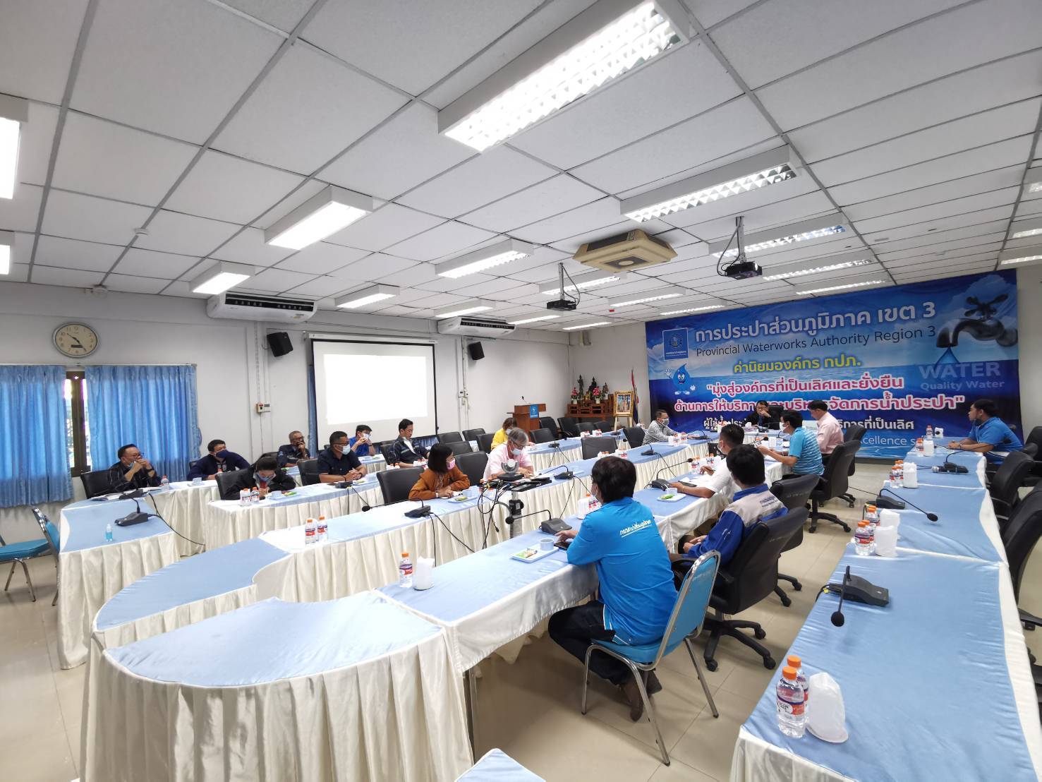 แขวงทางหลวงราชบุรี และ การประปาส่วนภูมิภาคเขต ๓ จัดประชุมบูรณาการร่วมกันเพื่ออำนวยความสะดวกให้กับประชาชน