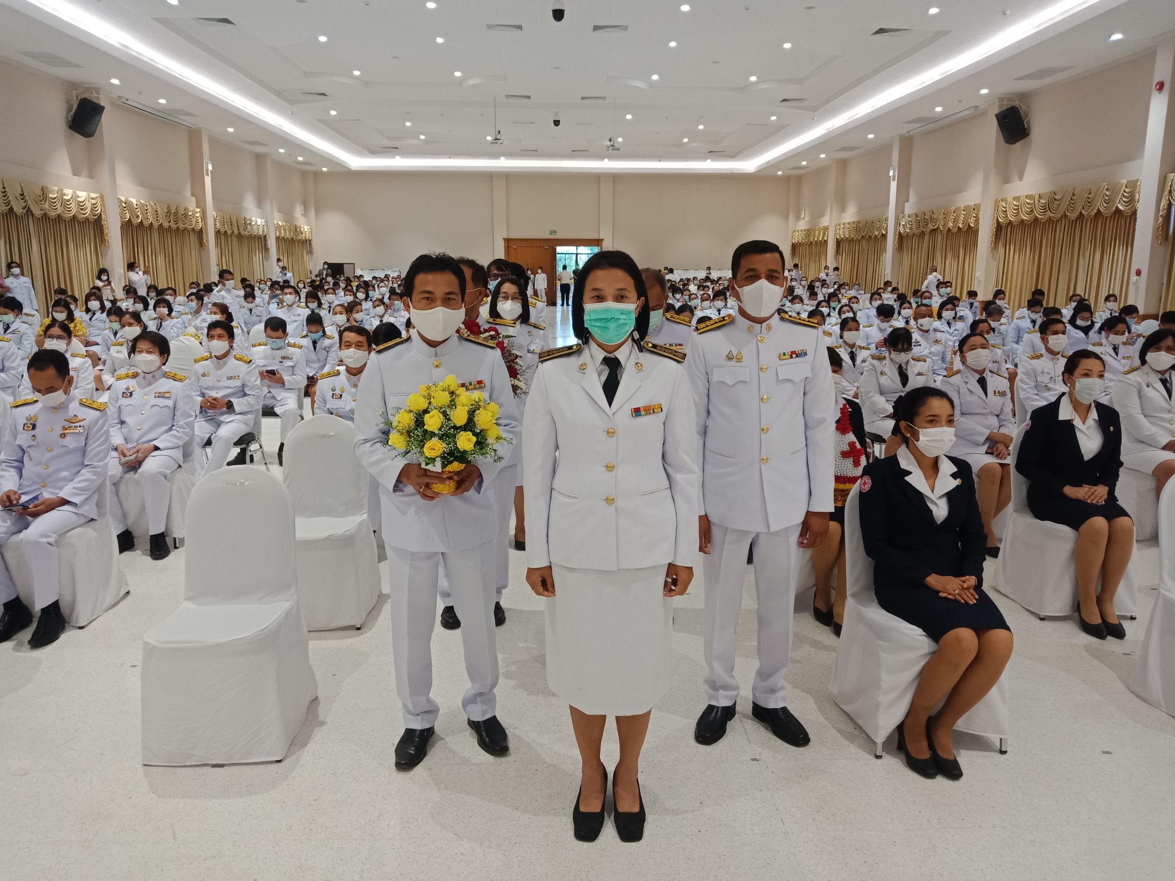 กปภ.สาขาสุราษฎร์ธานี (ชั้นพิเศษ) เข้าร่วมกิจกรรมเนื่องในวันจักรี