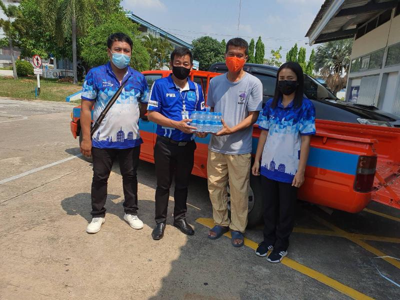 กปภ.สาขาสุรินทร์สนับสนุนน้ำดื่มศูนย์อำนวยการความปลอดภัยทางถนนเทศกาลสงกรานต์ ปี 2564
