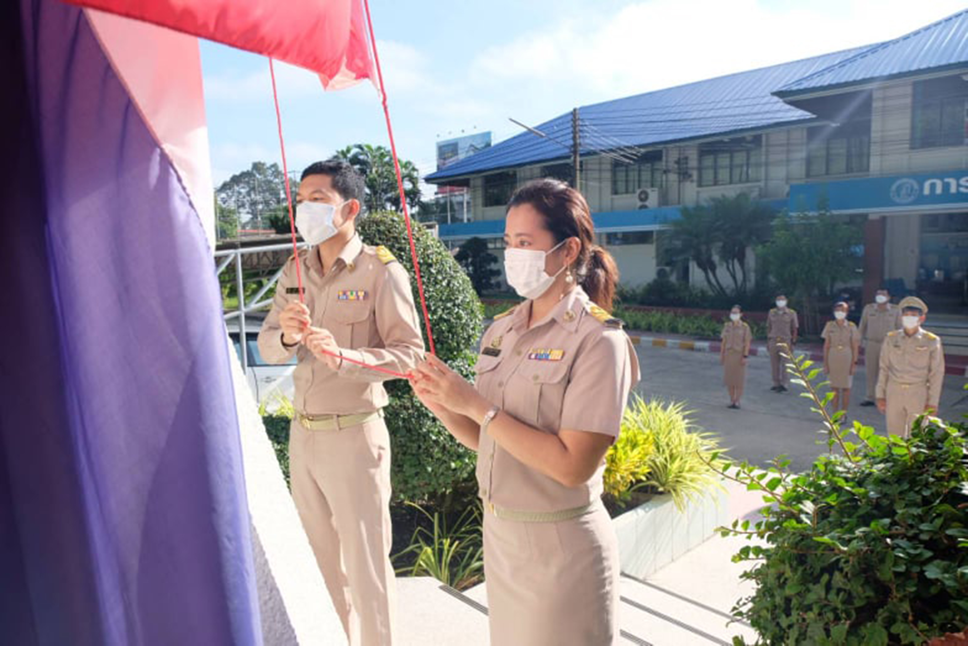 กปภ.ข.8 และ กปภ.สาขาในสังกัดจัดกิจกรรมเคารพธงชาติและร้องเพลงชาติไทย 2564