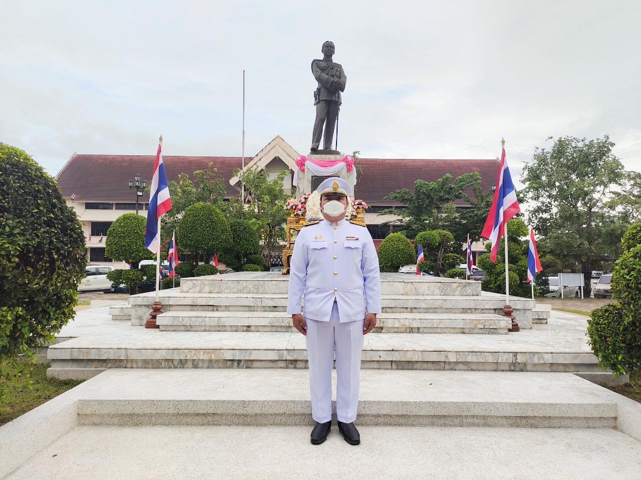 กปภ.สาขาราชบุรี ร่วมพิธีน้อมรำลึกเนื่องในวันคล้ายวันสวรรคตพระบาทสมเด็จพระจุลจอมเกล้าเจ้าอยู่หัว