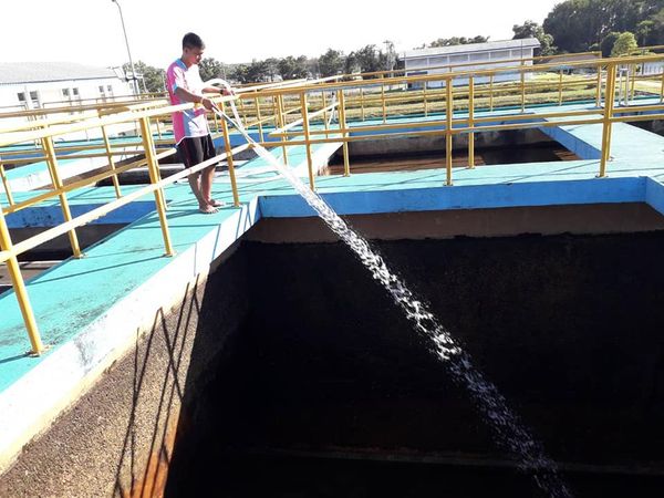 การประปาส่วนภูมิภาคสาขาตราด ดำเนินการล้างถังตกตะกอน ณ สถานีผลิตน้ำปลายคลอง2