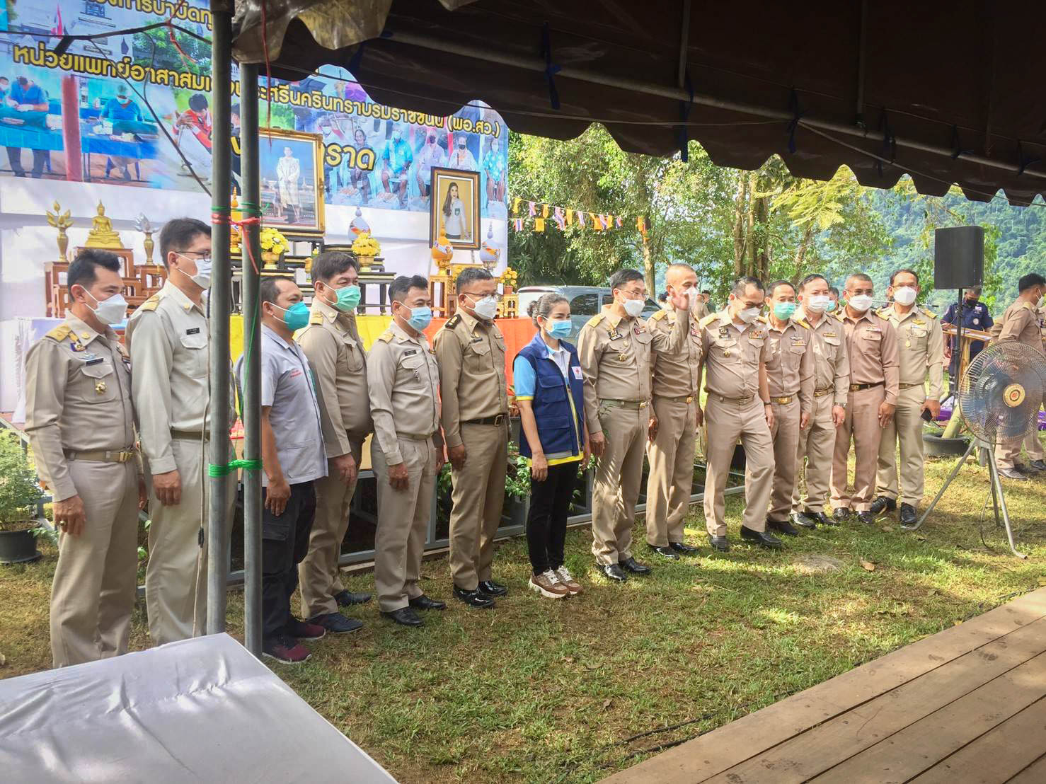 การประปาส่วนภูมิภาคสาขาตราด เข้าร่วมโครงการบำบัดทุกข์บำรุงสุข สร้างรอยยิ้มให้ประชาชน ร่วมกับหน่วยแพทย์เคลื่อนที่ พอ.สว. จังหวัดตราดประจำปี 2565 ณ วัดอ่าวสลัด ต.เกาะกูด อ.เกาะกูด จ.ตราด