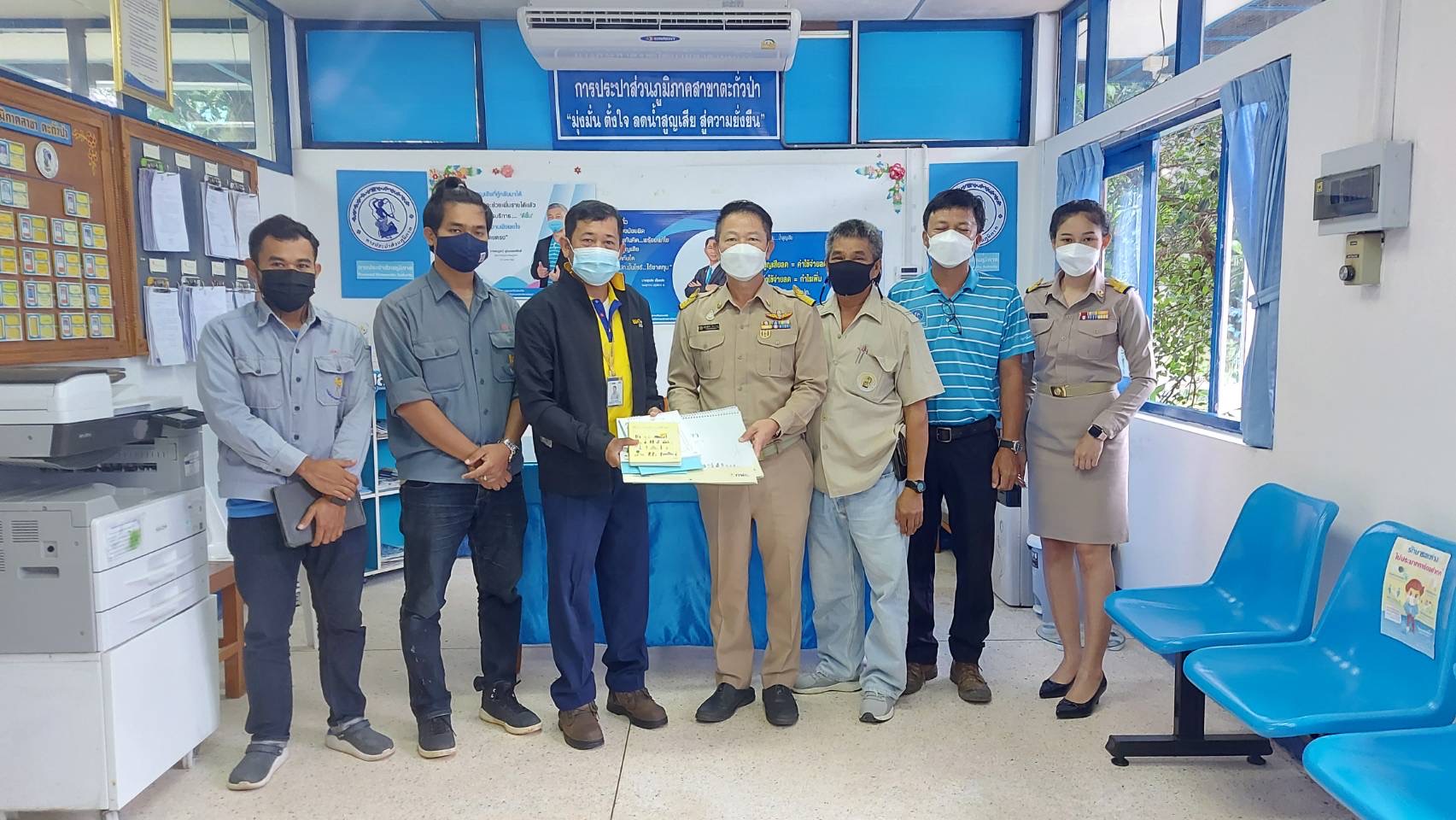 การประปาส่วนภูมิภาคสาขาตะกั่วป่า ให้การต้อนรับการไฟฟ้าฝ่ายผลิตแห่งประเทศไทย อำเภอตะกั่วป่า เพื่อสวัสดีปีใหม่เนื่องในวาระดิถีขึ้นปีใหม่ 2565