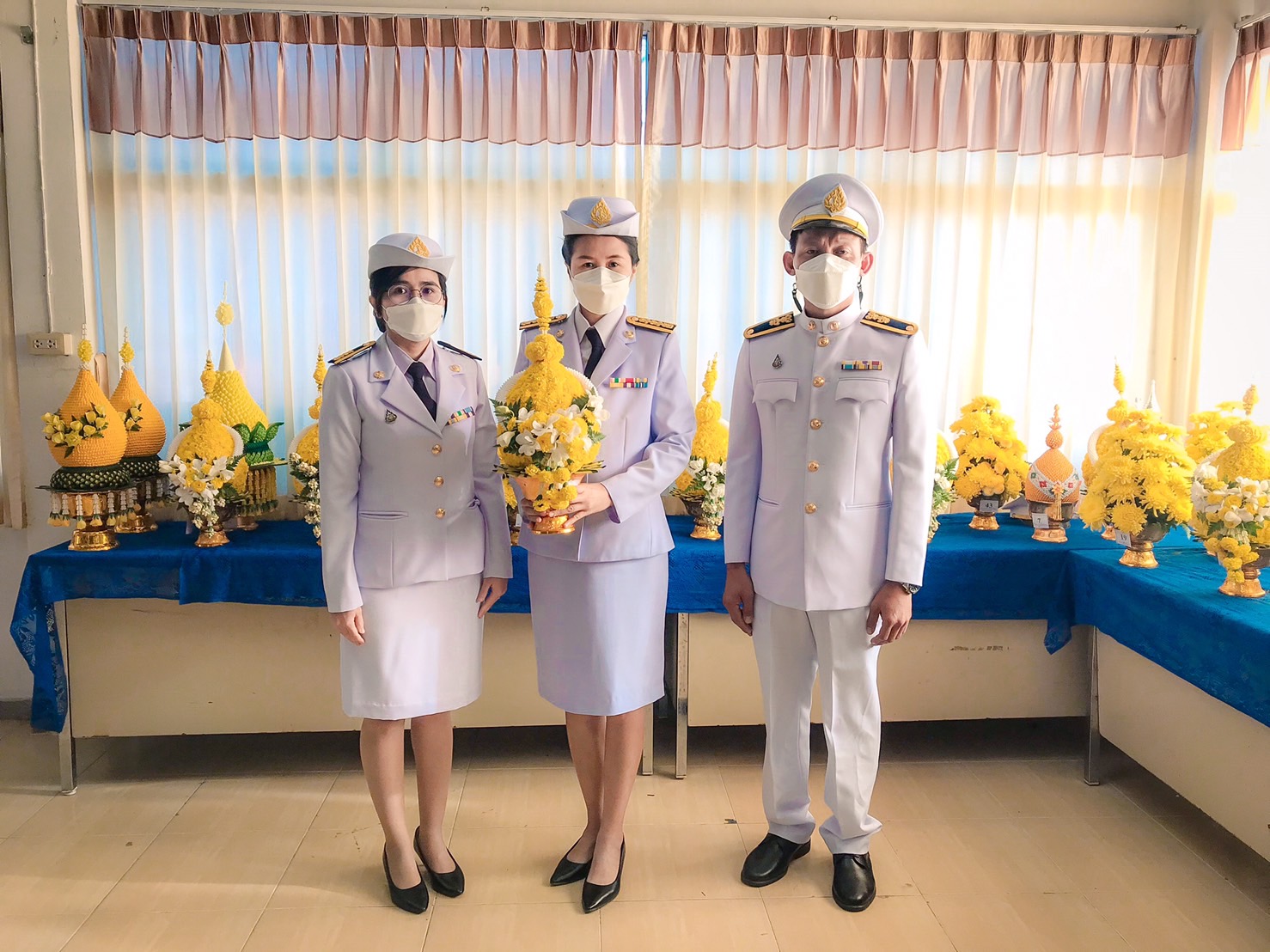 กปภ.สาขาเทิง ร่วมพิธีวางพานพุ่มดอกไม้สด เนื่องในวันคล้ายวันพระบรมราชสมภพ พระบาทสมเด็จพระบรมชนกาธิเบศรมหาภูมิพลอดุลยเดชมหาราช บรมนาถบพิตร