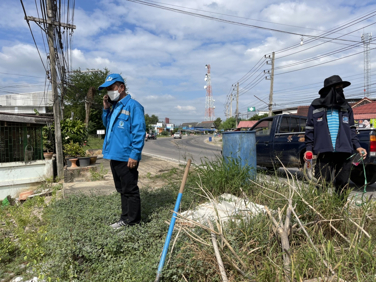 กปภ.สาขาปราณบุรี ลงพื้นที่ออกหาท่อแตก-ท่อรั่ว เชิงรุก (Active Leak Control) ตรวจสอบปัญหาน้ำไหลอ่อน พร้อมแก้ไขทันที ตามแผนลดน้ำสูญเสีย บริเวณ หมู่ 1และหมู่ 2 ตำบลเขาน้อย อำเภอปราณบุรี จังหวัดประจวบคีรีขันธ์