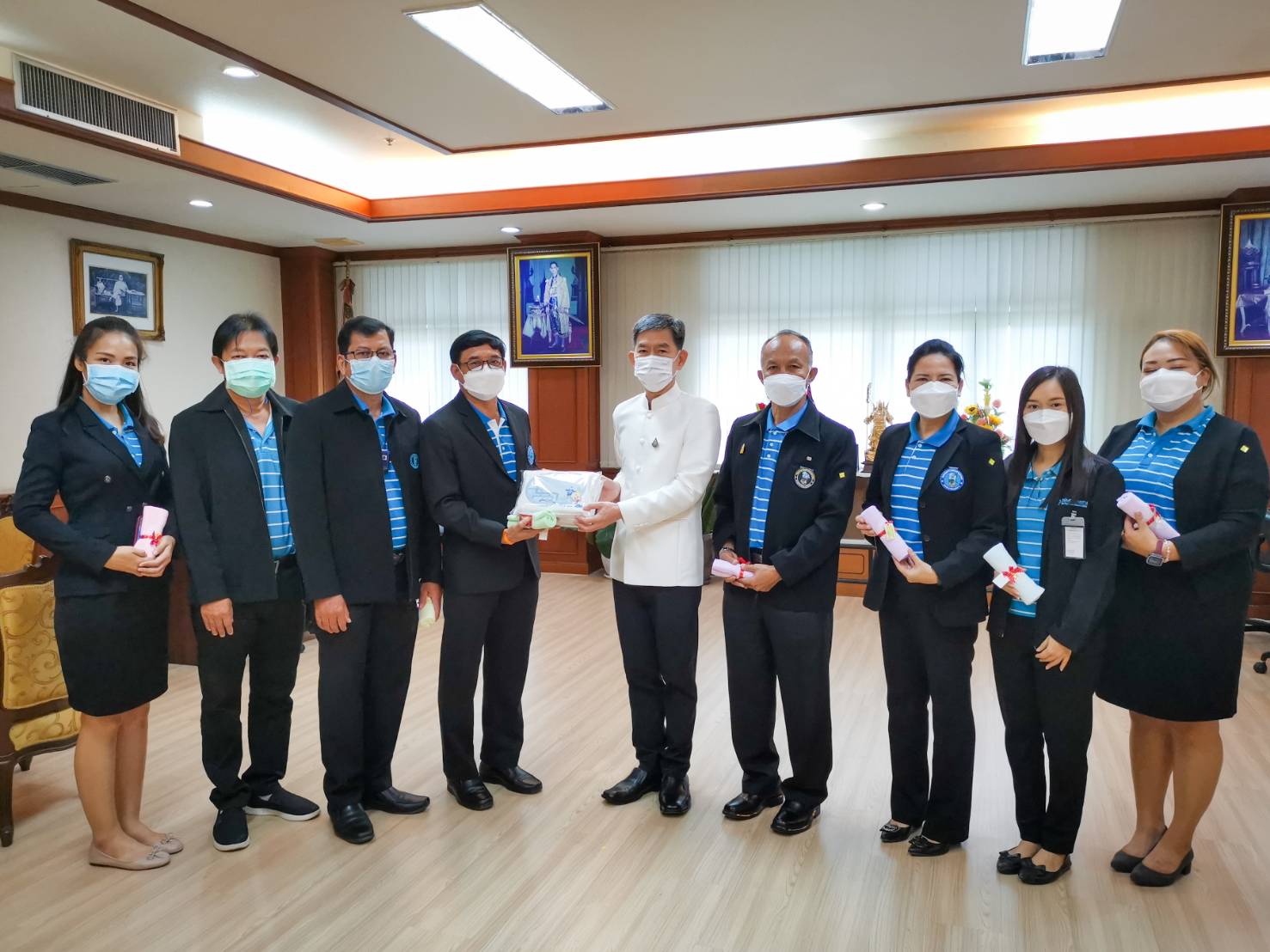 กปภ.สาขาอ้อมน้อย กปภ.สาขาสามพรานและกปภ.สาขานครปฐม เข้าสวัสดีปีใหม่ผู้ว่าราชการจังหวัดนครปฐม
